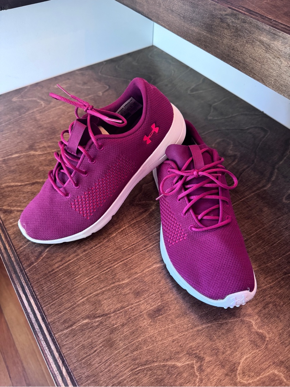 Under Armour Women’s Lightweight Maroon Knit Trainer